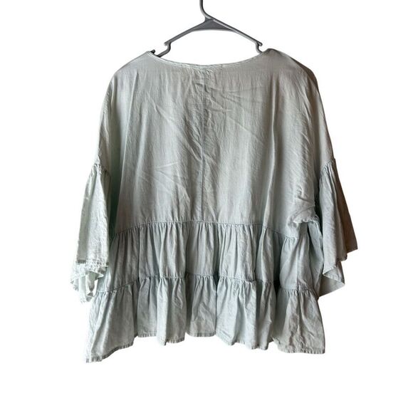 Adyson Parker Chambray Bell Sleeve Tiered Linen Blouse Size L Boho - Picture 4 of 9